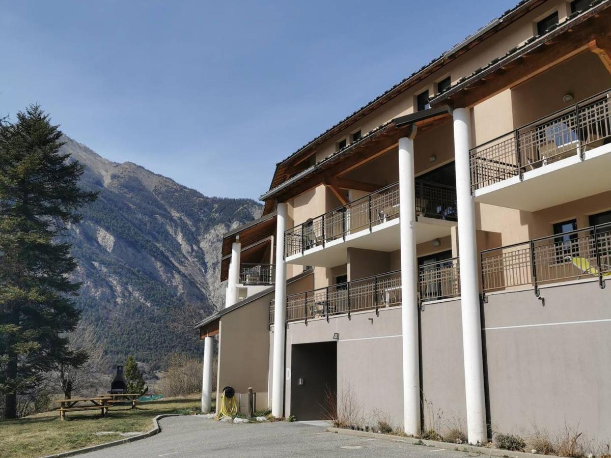 Studio 4 Personnes Avec Piscine Et Sauna - Residence Chateau Des Magnans - Jausiers - Fr-1-165B-45 エクステリア 写真